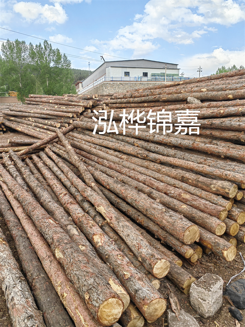 松木樁防腐施工圖片-保護環(huán)境，延長使用壽命